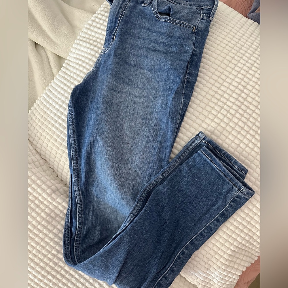 Hollister High Rise Skinny Jeans